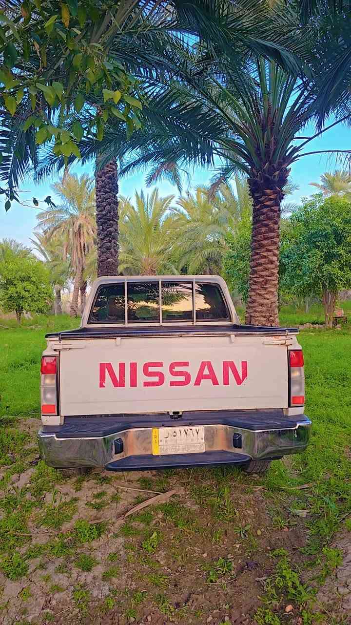 للبيع بيك اب نيسان  دبل قمارة موديل 2011
لون أبيض – رقم البصرة  – السيارة باسمي
حادث خفيف (دعامية ولاينات)
المحرك بيه خيط تنقيص، كل 500 كيلو ينقص ربع دهن
التبريد شغال، الفورويل شغال
السيارة مداورة يوم ثاني وجاهزة للاستخدام
السعر النهائي 90 دولار قفل


**إذا كنت صاحب هذا الإعلان وتريد حذفه لأي سبب، رجاءا أرسل رسالة إلى الدعم الفني**