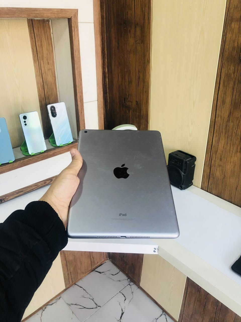 ايباد 6 مكفول من لعطل وتصليح جديد سعره 60 بصمه كله مكفول مكاني بابل القاسم شارع العسكري مجاور اسواق الصادق


**إذا كنت صاحب هذا الإعلان وتريد حذفه لأي سبب، رجاءا أرسل رسالة إلى الدعم الفني**