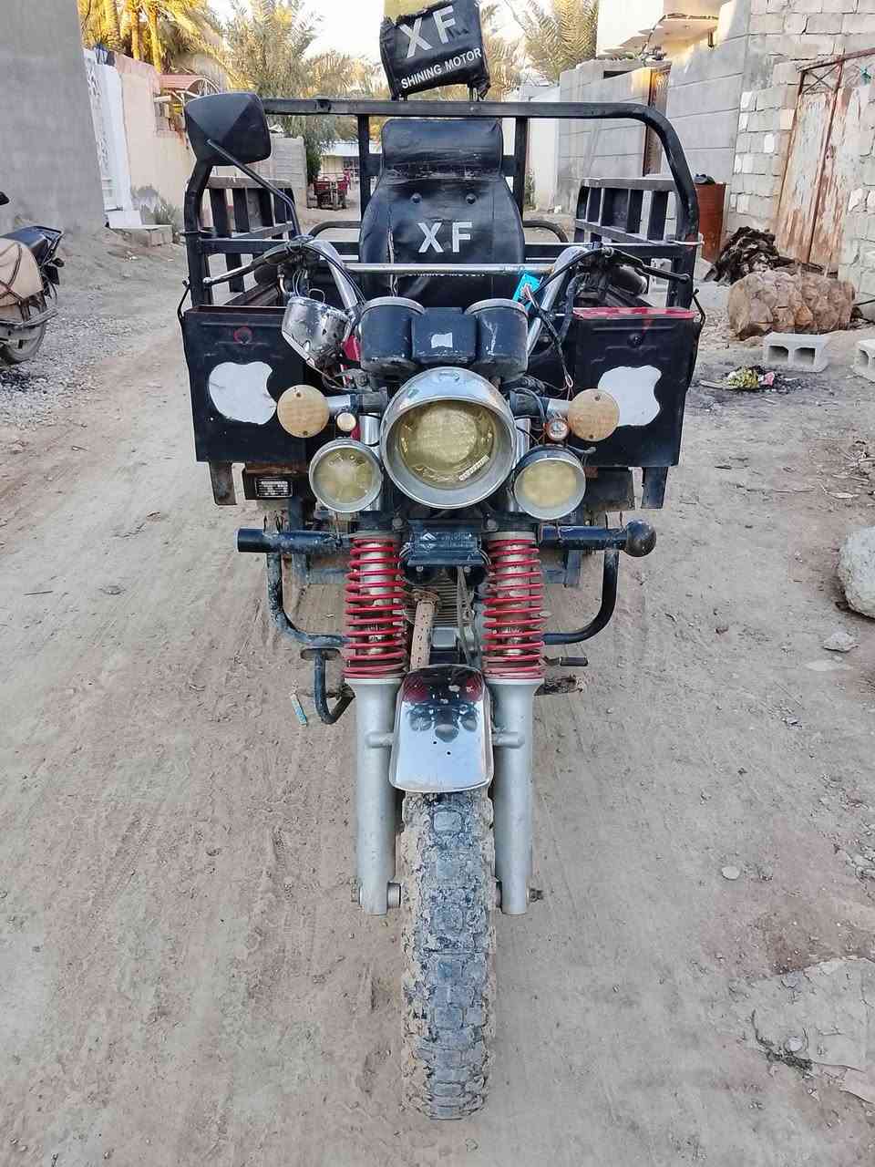 السلام عليكم ستوتة للبيع موديل 2017 اوراق أصولية كهربائيات شغالة محرك نضيف العنوان ديالى بعقوبة ناحية العبارة السعر 🤑950 🤑 وبيهة مجال للاستفسار الاتصال على الرقم ***********
