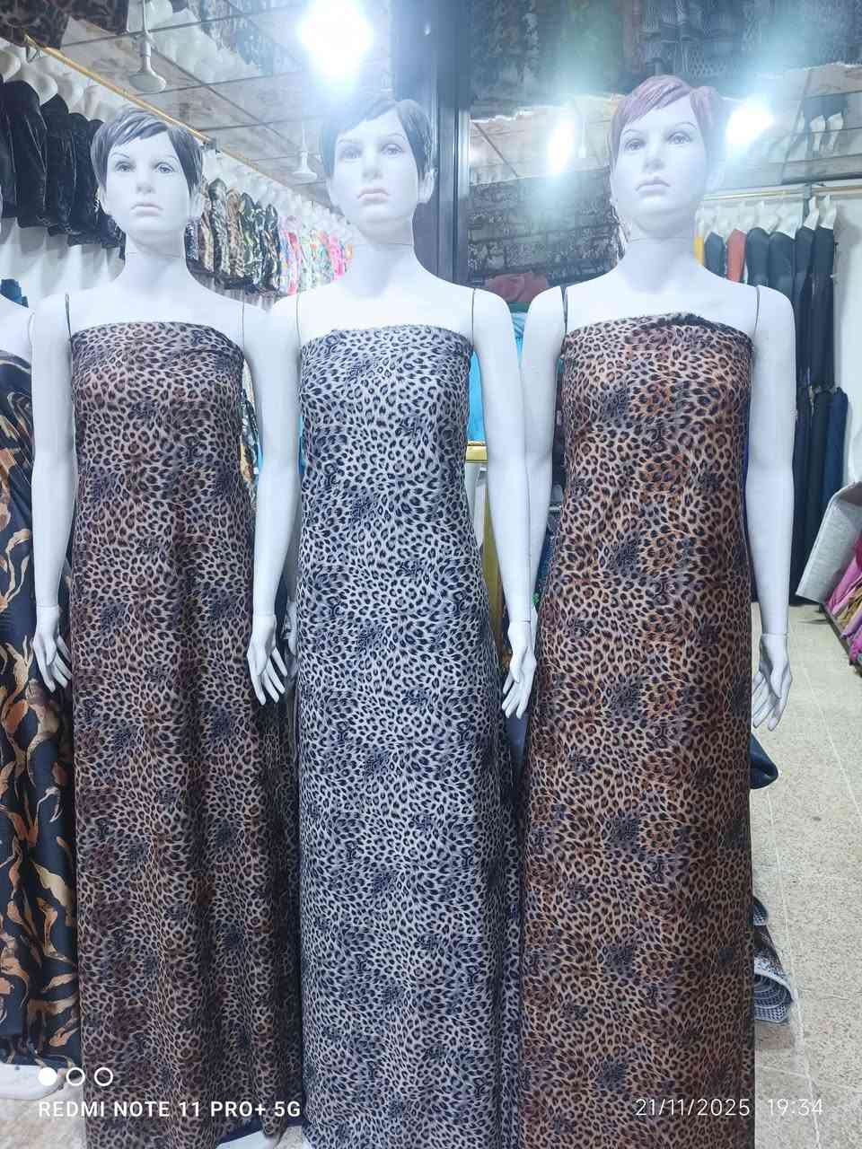 تنزيلات تنزيلات
شتائي صوفيا موهير مشجر وساده
سعر مفرد وجمله باسعار مناسبه
يستخدم للفساتين والدشداشات والبشت ........ 
  تابع الصفحه ليصلك كل جديد 
  عنوان كركوك حي الواسطي عل سايدين النجده مقابيل صيدلية الفجر
بجوار لحم بعجين نونه
 للحجز  ماسنجر او واتساب ***********
رابط البيج الخاص
https://www.facebook.com/profile.php?id=61556801904013&mibextid=ZbWKwL
