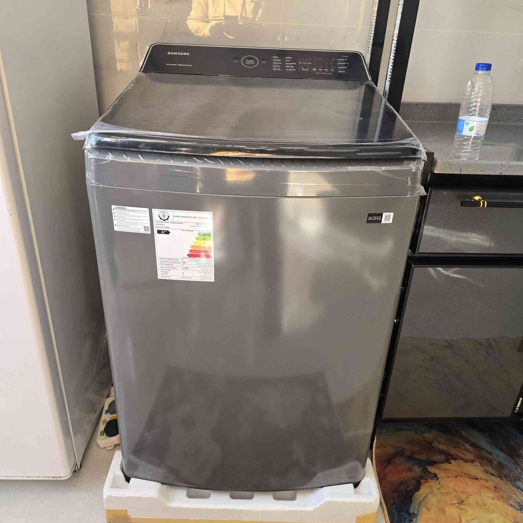 السلام عليكم
غساله سامسونك فول اوتماتيك 
١٧ كيلو 
استخدام ٥ايام فقط 
مع الضمان 
السعر ٥٠٠ 
مع التوصيل 
***********
