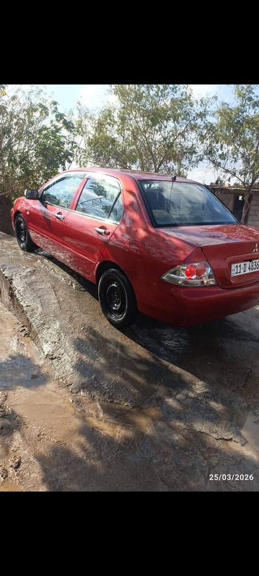 السلام عليكم
لانسر موديل 2010
كير محرك مكفولات 
محرك 1500قبق اسود 
رقم بغداد دولي تحويل مباشر 
سعر 82 وبيه مجال 
 
مكاني ديالى بعقوبة دور الزراعة 
رقم ***********
