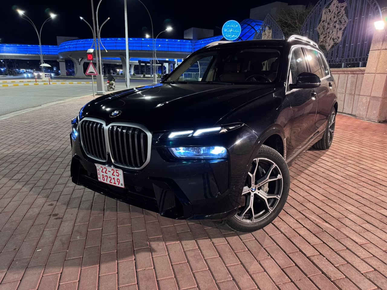 للبيع BMW X7 2023
السعر 52 الف وبيها مجال
مع الرقم اربيل 
صبغ قطعة وحدة 
فول مواصفات 
ماشية 28 الف
عنوان بغداد حي الخضراء و الرمادي 
***********
