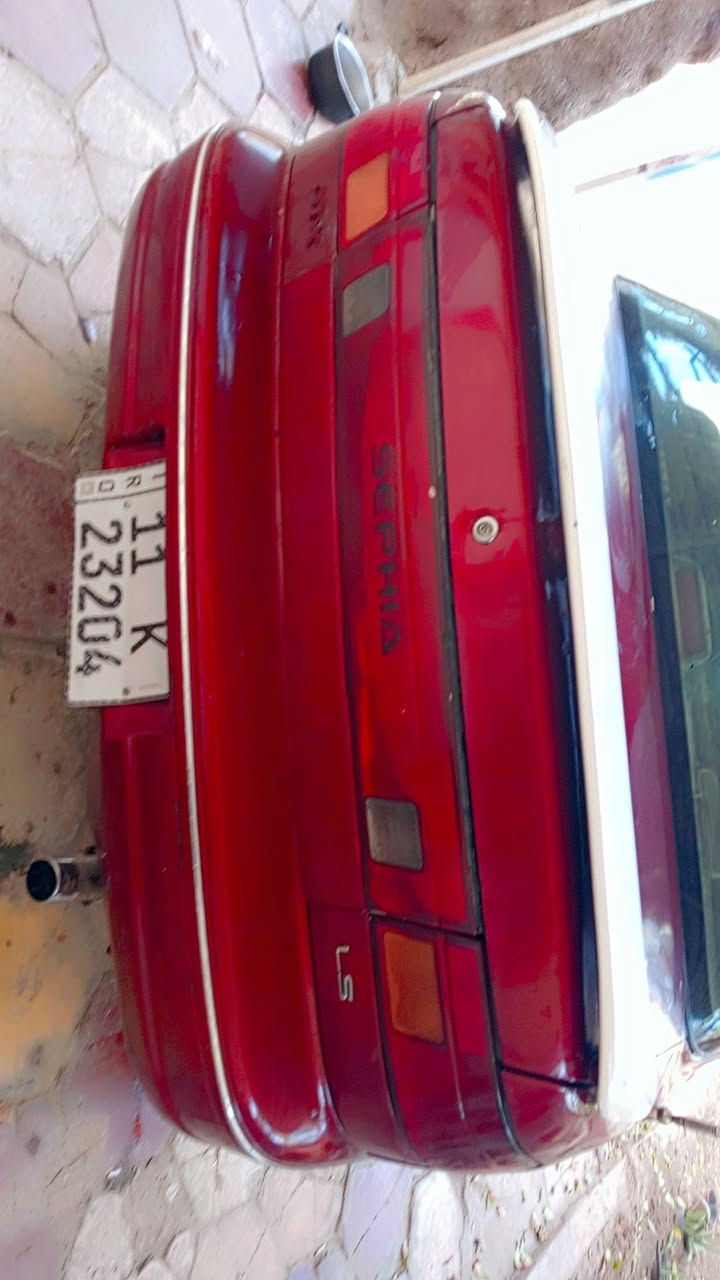 السلام عليكم السياره سيفيه لبيع
مكفوله من الصبق  الرقم بغداد
تخم تاير جديد محرك كير نضيف حداديه مكفوله 
السعر36  وبيهه مجال لي يريدهه  العنوان كربلاء  الرقم الهاتف  ***********
