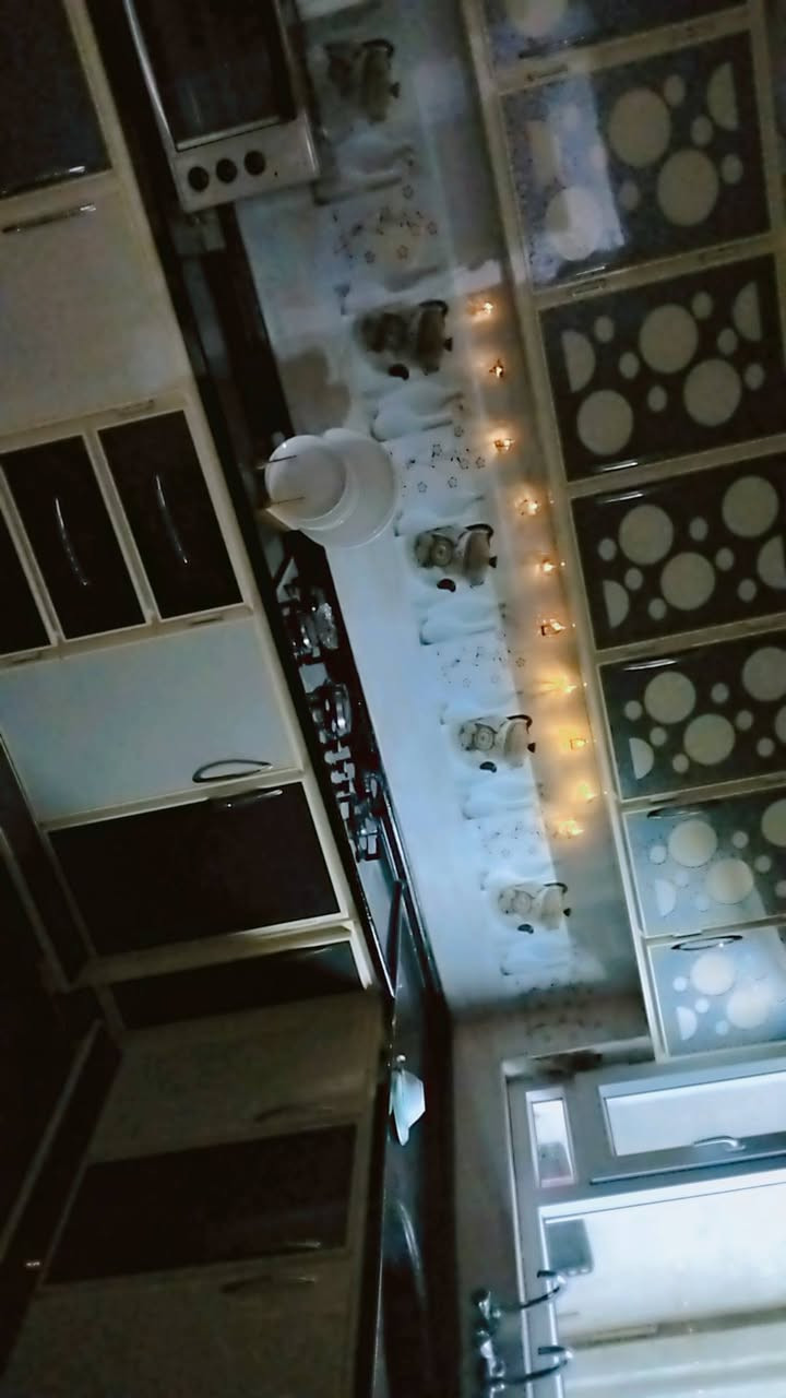 كاونتر مستخدم شي قليل كرانيت اصلي ثقيل 6امتار 
 لحد يكسر سعرو. مليون و100 وبي مجال   ال شراي يتصل عل رقم أكثر استفسار *********** 
ادمن وافقو
