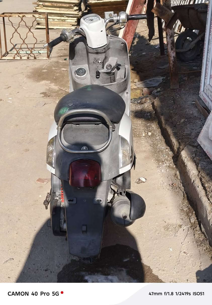 دراجه ماكس بوليس للبيع الله شاهد دراجه خير من الله صالها شهر من نزلتها من لحاويه دراجه بلاديه بغرغي ممفتوح بيها  لسعر 900, و بيها مجال حك جيه مالتك ‏‪***********‬‏
