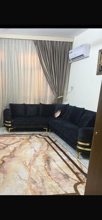 ديوان • كنب • قنفات • ميز تلفزيون • لوحة • صالون • استقبال • ديوان ٥ م...