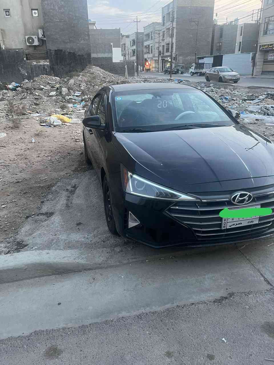 الســلام عليكم ألنترا موديل 2019 وارد أمريكي للبيع حادثها 3 قطع صبغ وثنين تبديل السيارة ماشية 68 الف ، حدادية خير من الله السيارة نضيفة ماناقصها شي سعرها 115 وبيها مجال بسيط حك الجية الاستفار على الرقم ***********8 متوفر واتساب
