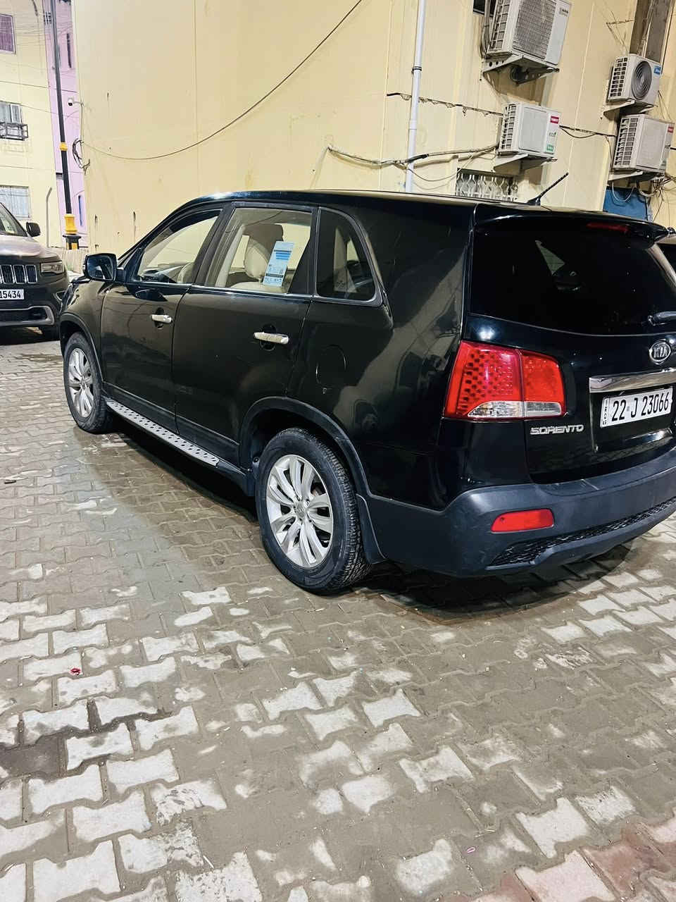 السلام عليكم سورنتو موديل 2012 اللبيع 7 راكب مكينه كير عل فحص تبريد 3 قطع  مكينه 2400  دوش مواصفات معروفهاا بسمي تحويل مباشر  بيها جفيه   
صفحه السايق خفيفه ومعمره بدون تكم بدون شواصي  السعر 107 وبيها مجال عنوني بغداد الطالبيه ***********
