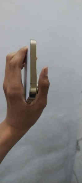 سلام عليكم ايفون 13 برو ماكس بالذاكره العملاقه 512 بطاريه 91 شرط الفحص وين مايعجبك وتر بروف كفاله عامه نظافه 100% 100 زلغ واحد ما بيه باللون المميز الذهبي للشراي يجي خاص الرقم الموبايل ***********
