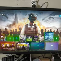 إكس بوكس ون اس للبيع ذاكره ٥٠٠ كيكا شغال ونضيف ويا ملحقاته وجوستك واحد...