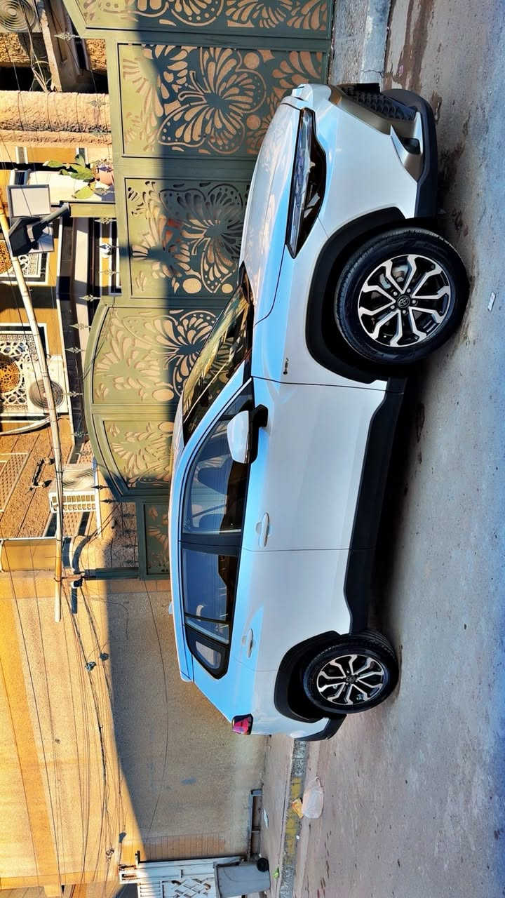 � تويوتا فرونت لاندر 2025 – فئة S فل مواصفات 🚘
ماشيه 20500 قابله للزياده سيارة بعده بحالة الوكاله دهن وكاله جديده سيارة بيه تكحيله بالدعاميه شخطين

🔥انتباه انتباه انتباه !  السيارة اعلا فئة فئة S انتبه🔥

❗️اختلافها عن الفئات الاخرى اللايت و البك لايت واطارات الدعاميات وشكل الويل كب والانارة المحيطية الداخلية ❗️

✨ أهم المواصفات:

محرك 2000 هايبرد🚗

• لايت زينون وعدسات LED عدد 4

• بك لايت LED

• ويل كب كروم أسود

• مقاعد جلد أصلي + مقعد كهرباء بثلاث وضعيات

• إنارة محيطية داخلية

• شاشة وسطية + كامرة خلفية

• بصمة ودخول ذكي

• فتحة سقف سلايد روف

• سبويلر قمارة

• بلوجكتر زينون

• تحكم مقود جانبين

• رادار + تحديد مسار

• هاند برك كهرباء + أوتو هولد

• درايف مود + مانع انزلاق

سياره جاهزه من كلشي ع ايدي شرط الفحص
 
سعر خاص 
 مكاني زعفرانيه
رقمي ***********
