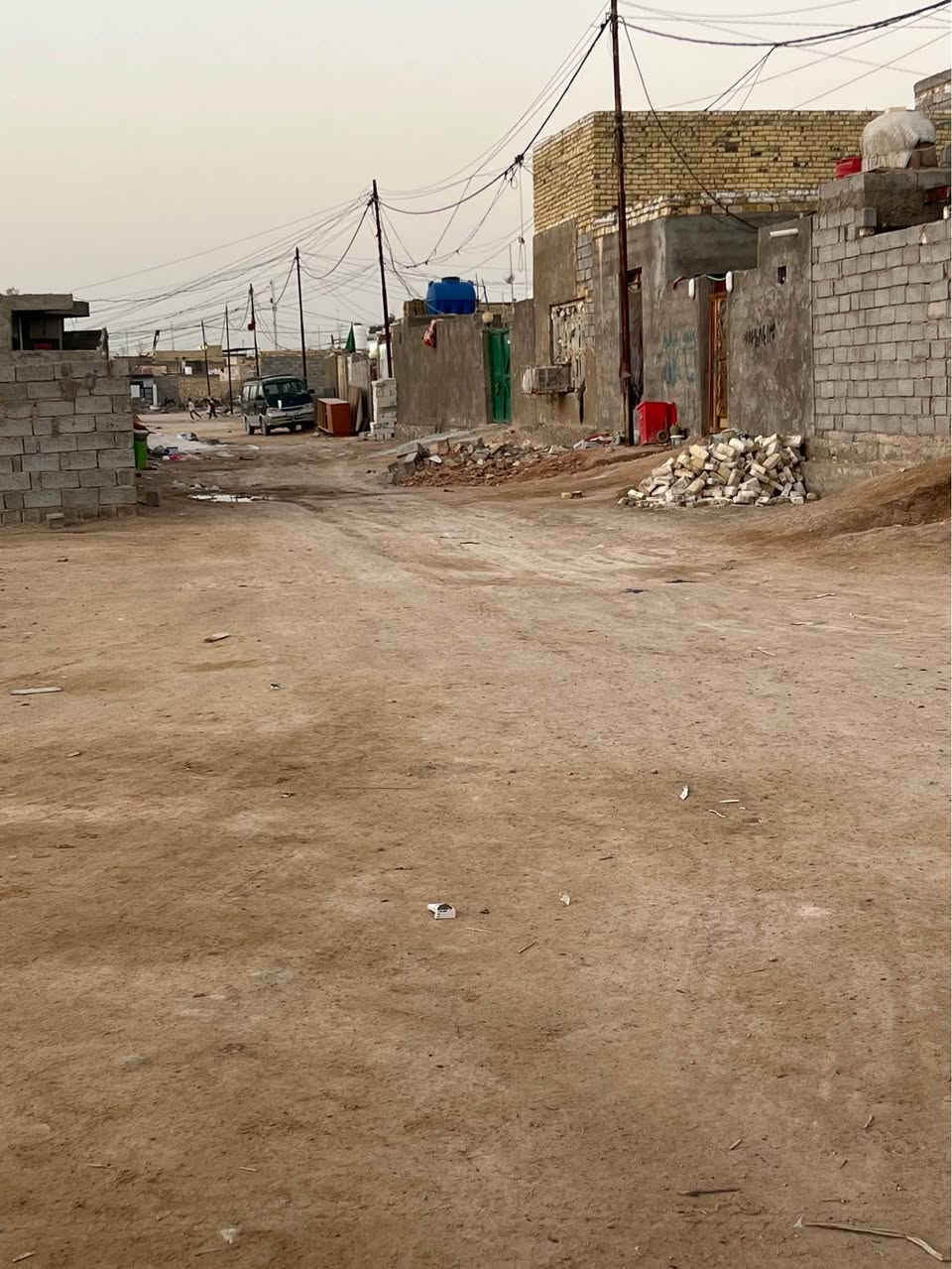 أرض زراعية مساحة 800 متر للبيع اقل بيع 100 متر السعر بلاش البلاش للاستفسار اتصل على الرقم الموجود *********** النجف, العراق
