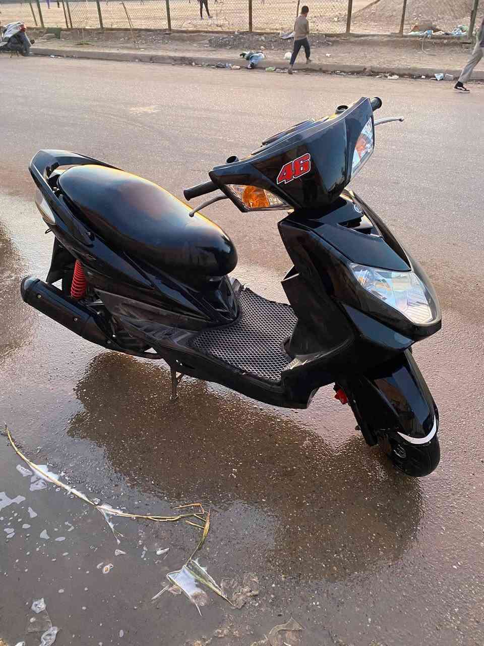 السلام عليكم 
دراجه سكنس فحل كوري كابريتر 
دراجه صار شهرين نازله رمبه 
دراجه مكفوله كفاله عامه من محرك وكفرات 
دراجه نضيفه شلعه ومعدل خير من الله 
مكينه خرسه اي صوت ما بيها 
دراجه نكره سلف اي وقت شرط سلف عل بصمه 
مكان بغداد الشعب 
السعر مليون وبيها مجال بسيط ***********
