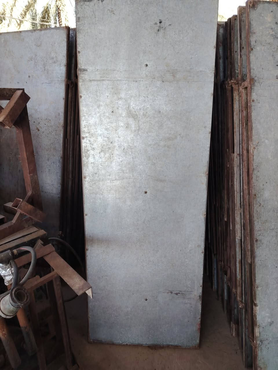 السلام عليكم
عندي ميوزه مستطيل للبيع العدد 150
السعر 30الف وبيه مجال العنوان كربلاء طوريج للاستفسار الاتصال على الرقم ***********
***********
