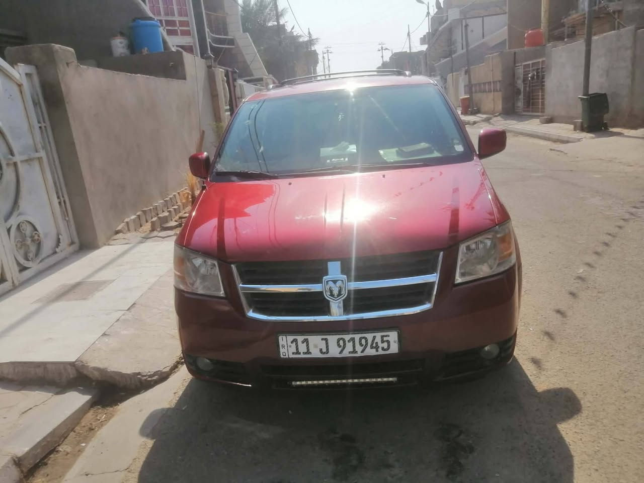 السلام عليكم
دوج كرفان موديل 2009
رقم بغداد الدولي ثاني يوم تحويل 
محرك 3800 
تخم تاير / باتري جديد
كشنات منفصل
تحكم استيرن 
بيبان كهرباء شفط
السياره جاهزه 
السعر 115
السونار مع الصور 
مكلف بالنشر اكثر تفاصيل اتصل ع رقم 
*********** 
مكان السياره كوت ناحية واسط الدجيلي
