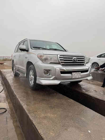 لاندكروز مديل 2009
فطيم 
جالغ كد شبر 
والباب كلير بدون ظربه 
رقم بغداد 
تحويل 
مكينه كير كفاله 
السعر 285 وبيه مجال 
*********** الصويرة
