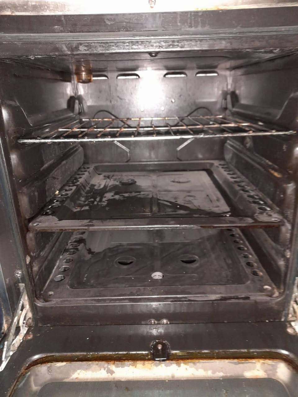 سلام عليكم اخوان طباخ لبيع شغال  فرن كلشي السعر 60 وبي مجال الطيبين


**إذا كنت صاحب هذا الإعلان وتريد حذفه لأي سبب، رجاءا أرسل رسالة إلى الدعم الفني**