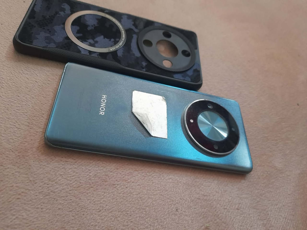 سلام عليكم جهاز  البيع هونر HONORX9b 5G ذاكرة ٢٥٦  فقط فطر ب بلازمة ومامثر بجهاز جهاز كلش جديد


**إذا كنت صاحب هذا الإعلان وتريد حذفه لأي سبب، رجاءا أرسل رسالة إلى الدعم الفني**