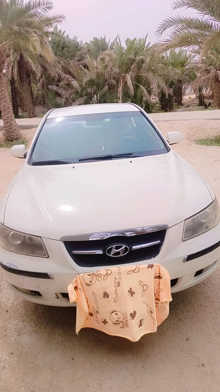 سوناته للبيع ادوات جديده موديل ٢٠٠٩ تبريد تخم تاير جاهزه مكان سياره سماوه سعر ٤٥ وبيها مجال رقم تليفون ***********
