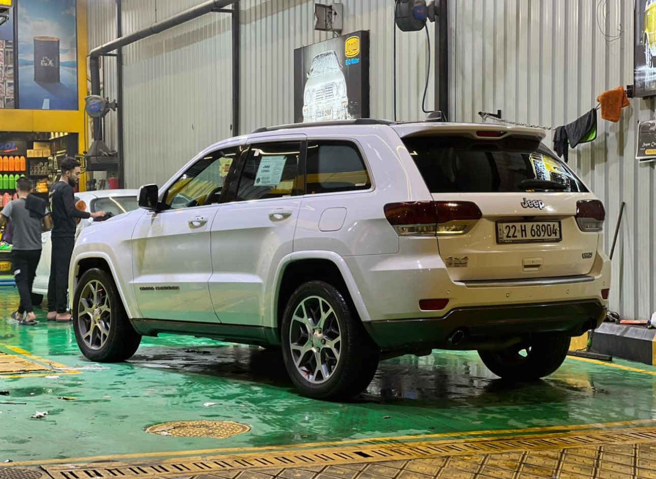 جيب لمتد 18 (كلين تايتل)
للبيع او مراوس بجيب هايبرد 
فول مواصفات السياره رقم اربيل باسمي عليها ادامه من الطول لطول 
مكاني بغداد 
***********
