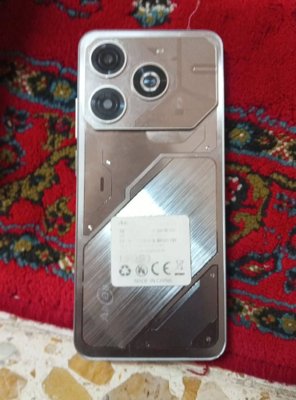 جهاز HERO 60 MAX رام 8ذكره128شاشه شرط مابيه شخط ما مفتوح الجهاز كل شغل مابي اي قصره السعر 85وبي مجال مستعجل حيل تعال وجيكو موصل ايسر ***********
