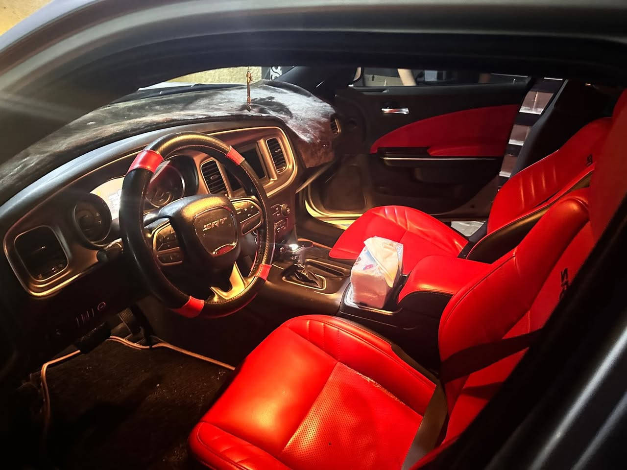 چارجر 2022 بغداد مكان بغداد فول مواصفات تشغيل عن بعد كشنات تدفئة تبريد كشنات خزن سيارة حادثها جاملغ وبنيد السيارة على وضع الشركة جاهزة كير مكينة تبريد جاهزة من كل النواحي 
السعر 210

0773 852 7310
