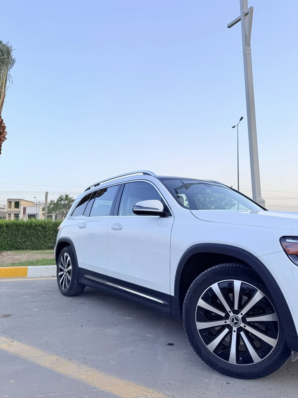 السلام عليكم
مارسيدس GlB 250
وارد امريكي
موديل ٢٠٢٢
كلين تايتل 
ماشية 60 ألف كيلو 
عدد الركاب ٥
فول مواصفات للأخير Vip 
رقم اربيل  الجديد
مكان السيارة بغداد، حي العدل
بيع او مراوس مع بي واي دي فقط 
السعر 30,000$
للاتصال فقط 
***********
