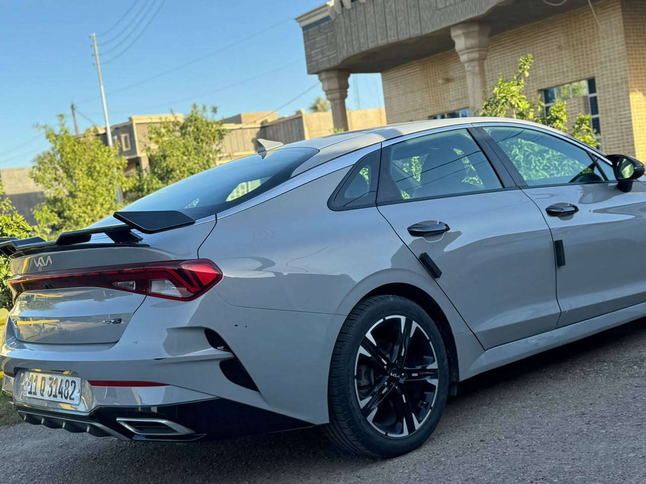 كي فايف موديل2022

Kia K5 gt -line 

ماشيه 52 

مواصفات السياره : 

1- بصمه أبواب و تشغيل عن بعد 

2- كشن ألسائق كهرباء 

3- شاشه كبيره 

4- لد نهاري 

5- ويل كب 18 

6- شاشه عرض أعطال بالدشبول 

7- كروز سرعه ذكي ( مثبت سرعه) 

8- كشنات تدفئة 

9- سايد بريك كهربائي 

10- GPS 

11- صندوق كهرباء 

12- قيادة ذاتيه 

13- شاحن واير ليس 

14- تحديد مسار 

15- مخارج شحن امامي و خلفي 2 

16- فور ويل ( دفع رباعي) 

17- جام اوتو السائق 

18- مانع أنزلاق 

19- كامره دواره 

20- حجم ألمحرك 1600 توربو 
مكاني الرمادي 
الهاتف ***********
السعر 160 وبيه مجال قليل
