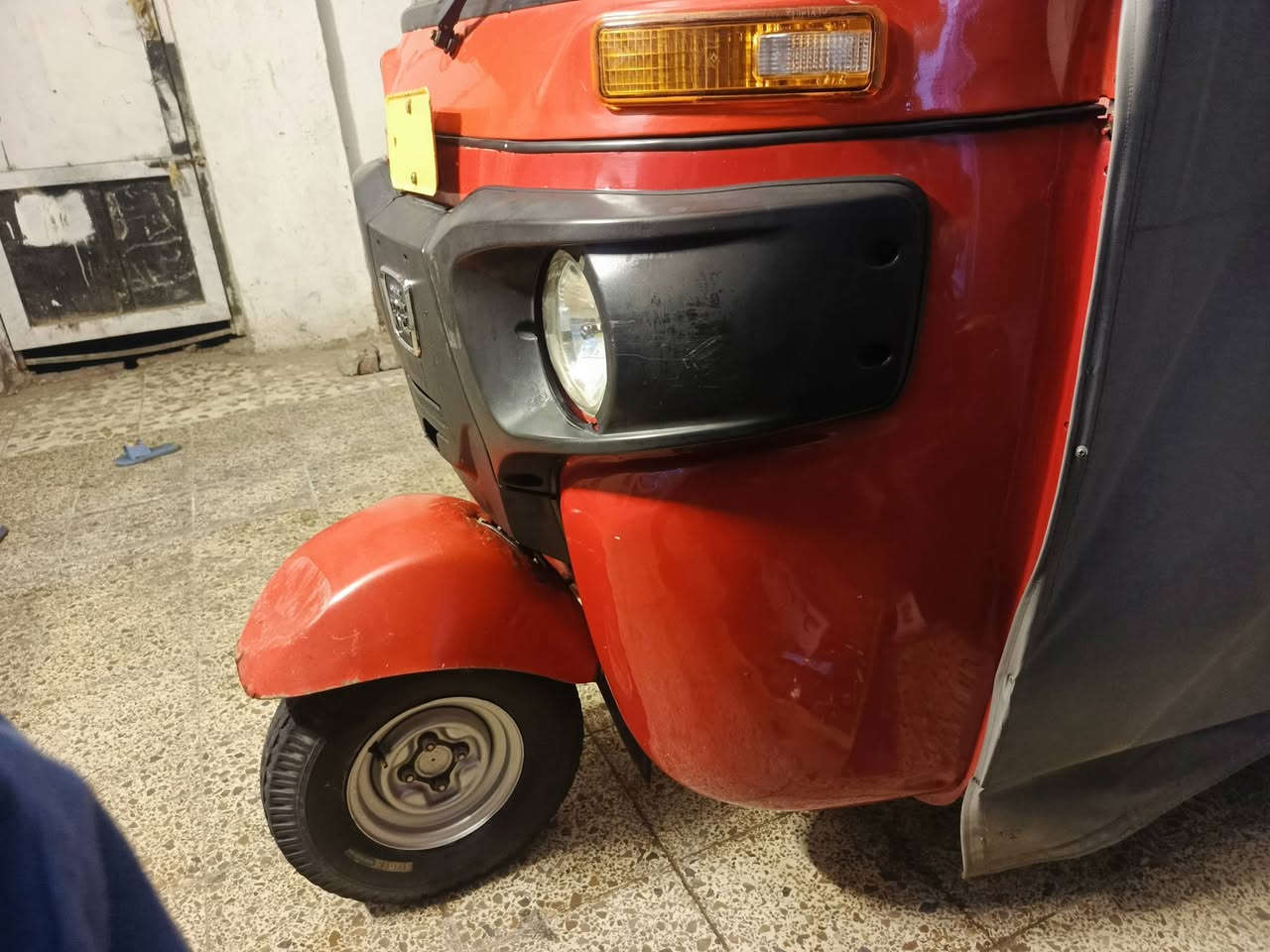 السلام عليكم تكتك للبيع موديل ٢٠٢١ رقمها أنكليزي كربلاء تحويل ثاني يوم بيها بارد بالصفحة وجود البك لايت صبغ قليل جدا مكينه مفتوحه بس لا تنقص ولا تبخر بس بستم مبدل فقط سعرها 7ملايين وربع رقمي ***********
