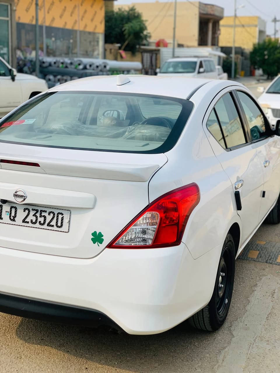 السلام عليكم
نيسان سني 2024 الهندي ابو بليتة الزركة 
مكفولة كفالة عامه ماعده شخط بلدوسة من جهة الصدر 
ماشيه 36الف 
السعر 128 
مكانه الكوت ***********
