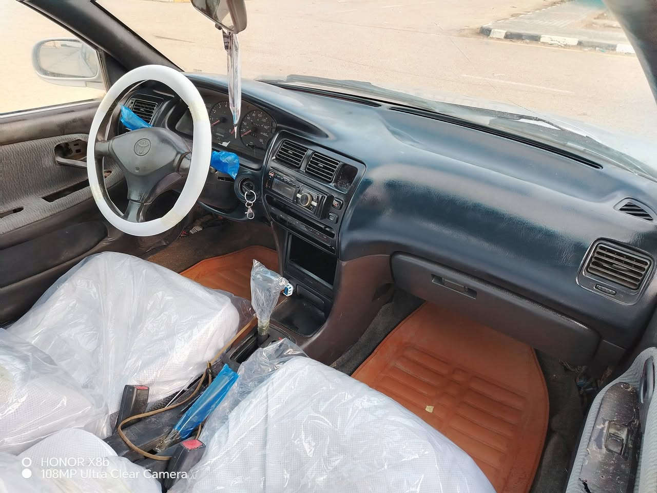 السلام عليكم للبيع كورولا سياره جاهزه رقمها واسط ومكاني كوت موديل 94 سعرها ب 45 وبيها مجال حق الجيه ***********
