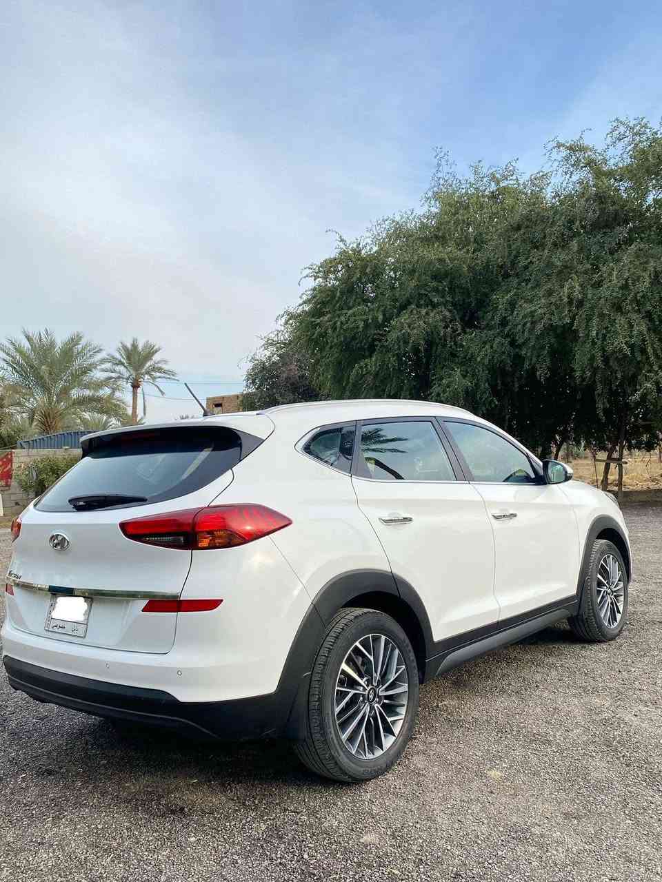 السلام عليكم
توسان خليجي 2020 رقم بابل
مكفوله  فول عدا البانوراما 
ماشيه 79   قابل للزيادة
مكانها حله
موبايل/ ***********
***********
