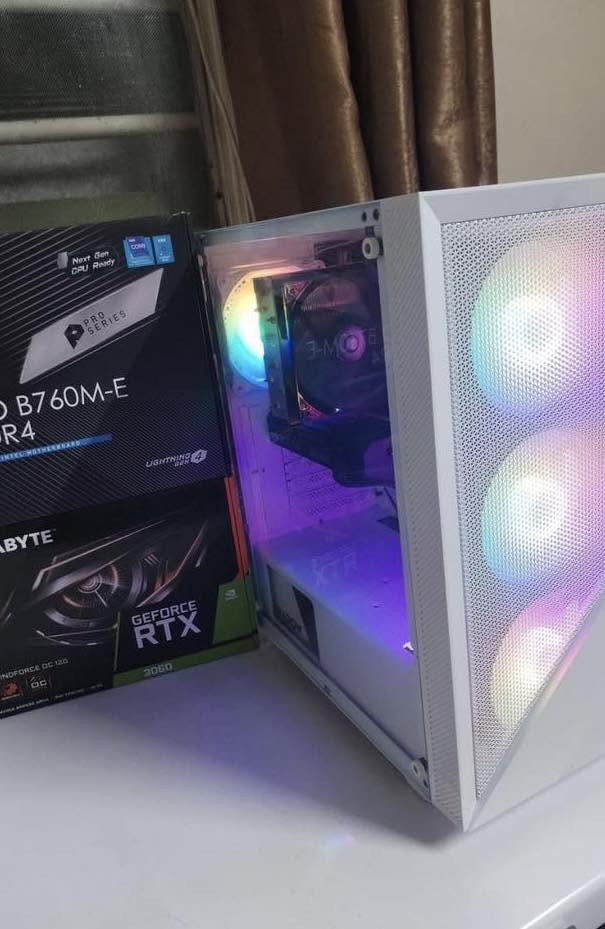 السلام عليكم شباب تجميعة للبيع ب925 
CPU i5 12400F
M.B Msi Pro B760M_E DDR4
GPU RTX 3060 12GB OC gigabyt
RAM 8X2 16GB 3200 H
POWER 750W 
M.2 NVME 256
HDD 1TB WD


**إذا كنت صاحب هذا الإعلان وتريد حذفه لأي سبب، رجاءا أرسل رسالة إلى الدعم الفني**