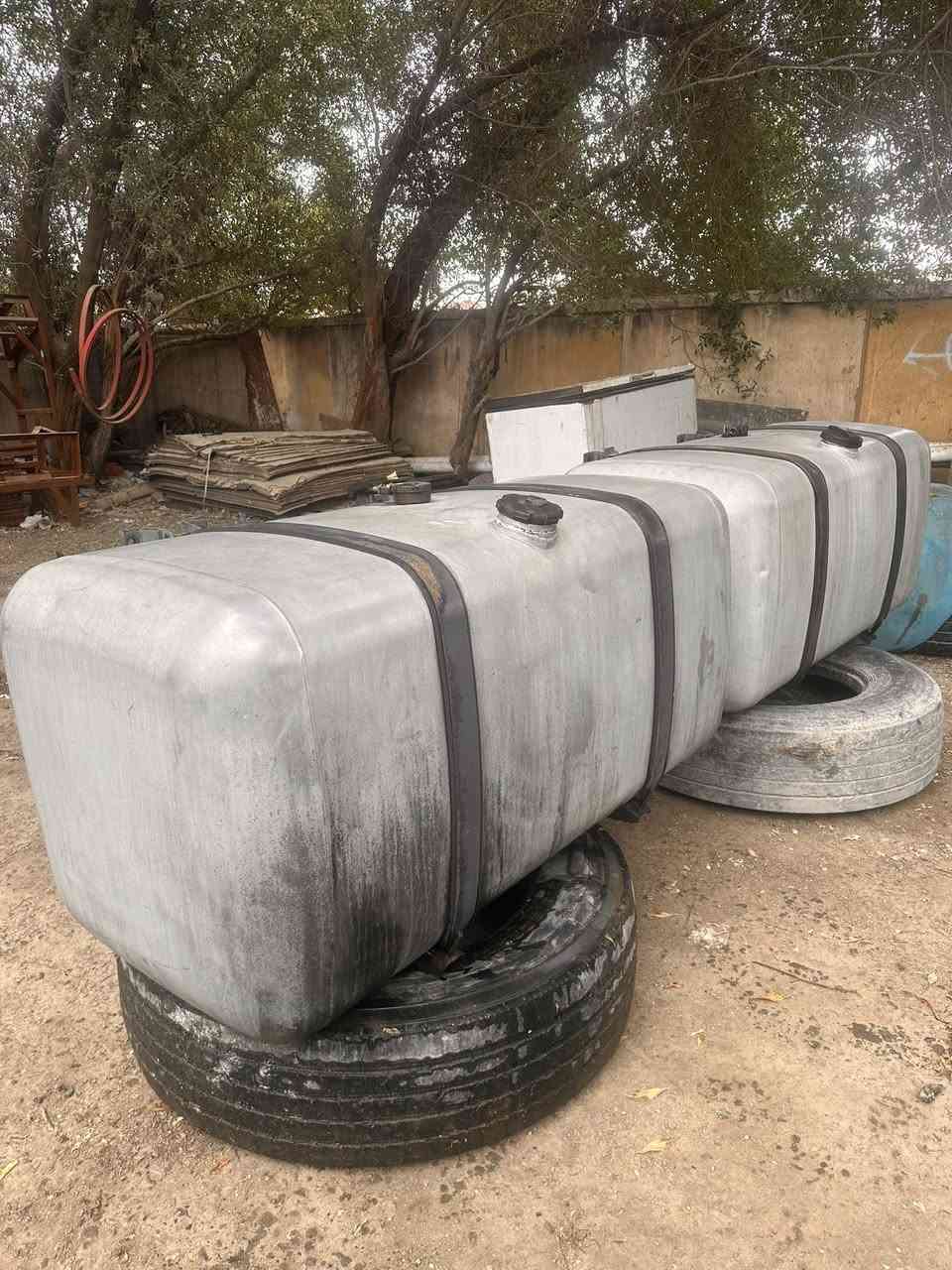 تانكيات للبيع 650 الاتصال ***********
