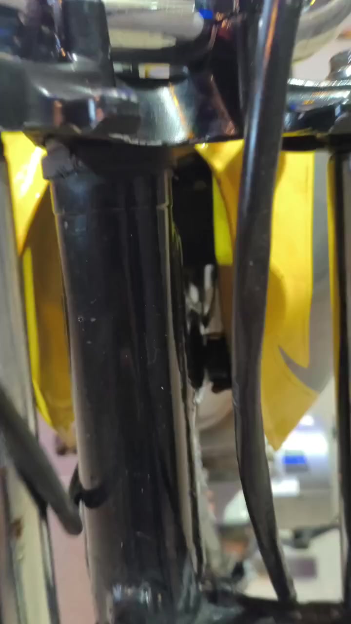 دراجات الـ ـبـيـع
محركه ما مفتوح فقط تفيلس ناصرية مركز بدون سبايدر قفله 600


**إذا كنت صاحب هذا الإعلان وتريد حذفه لأي سبب، رجاءا أرسل رسالة إلى الدعم الفني**