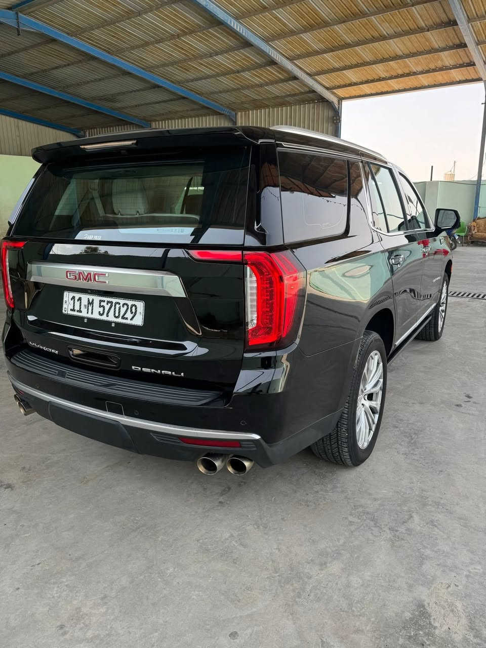 جمسي يوكن 2023 دينالي فول 1/1 

بيع او مراوس 

وكالة المنصور خليجي 

لون اسود 

ماشية 67  الف كم 

السيارة ع وضع الشركة استخدام شخصي مكفولة من كلشي شرط الفحص ومنزل سوناراته

مواصفات دينالي فول المعروفة 

رقم بغداد تحويل مباشر 

مكان السيارة / ديالى-الخالص 

السعر 515

***********
***********
