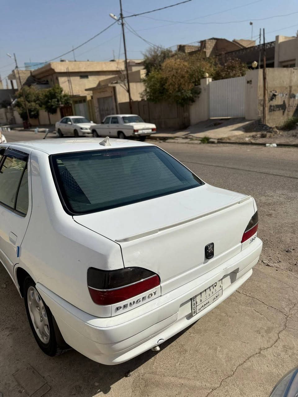 سيارة بيجو 306 صبغ شبر بلبوند وخدوش  كلش بسيطة
طخم جديد امامي وخلفي كابون بانزين بيها تايرات جدد  ومرايات جديدة ابو الاشارة وايرمنية كلها شغاله سنوية ماساقطة وباسمي اني الشرعي 
السعر 58
تواصل ***********
