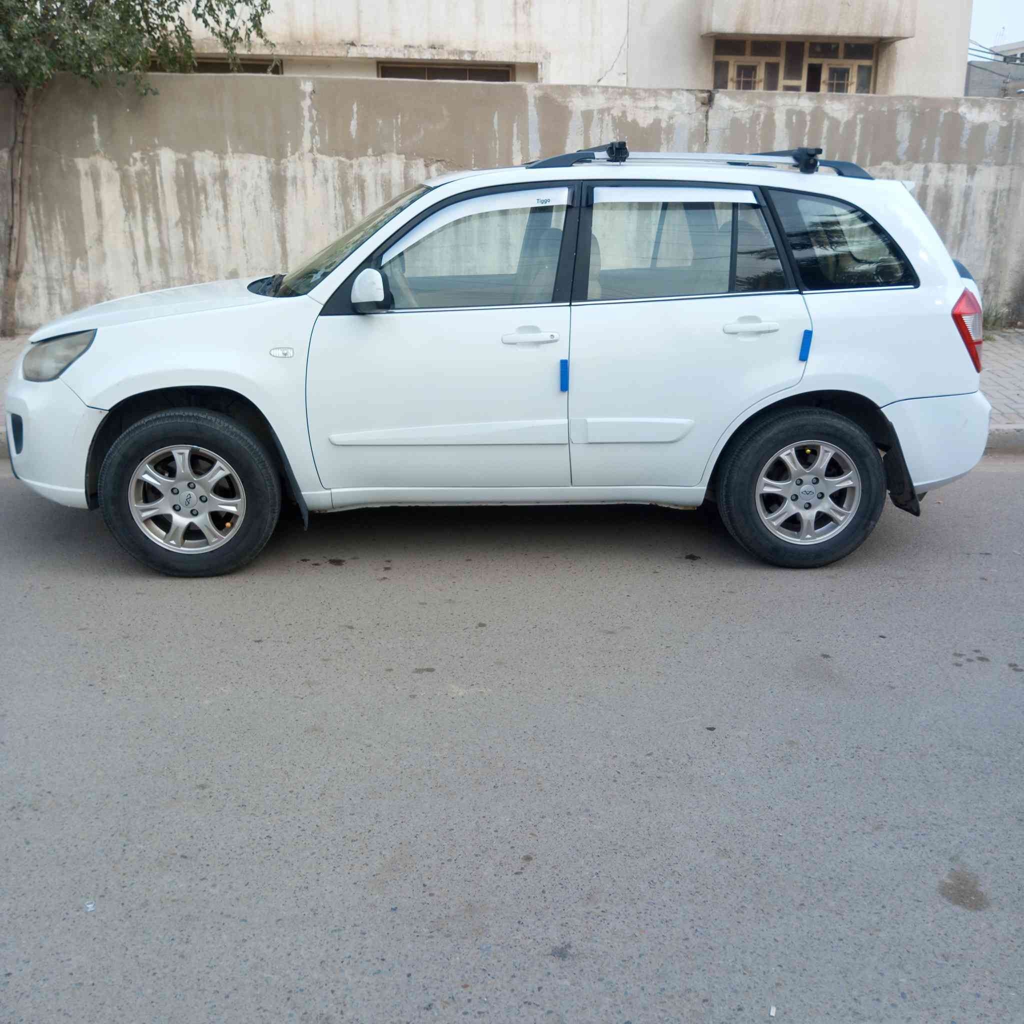 السلام عليكم
تيكو 2014 محرك 2000 بلادي 
كير ميكانيكي المرغوب
ماشيه 120 
سنوية لنهاية 2026
رقم بغداد (ألماني) 
سيارة بأسمي مشروع وطني تحويل ثاني يوم
تبريد ثلج وتدفئة كهربائيات شغالة كلها
السعر 73 ورقة وبيها مجال بسيط
للاستفسار الاتصال على الرقم ***********
مكان السيارة الزعفرانية
