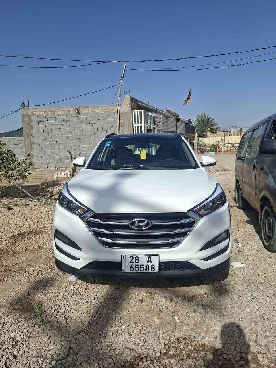 توسان ١٧ وارد خليجي رقم نجف
سعره ١٥٥ 
فورويل 
بنوراما
كير مكينه شرط
تحكمات جهتين 
كامره مع رادار 
تخم تاير جديد
قطعتين صبغ 
برغي متخسر عليه جاهزه من كلشي بعدبيه هواي موصفات 
استفسار ***********
