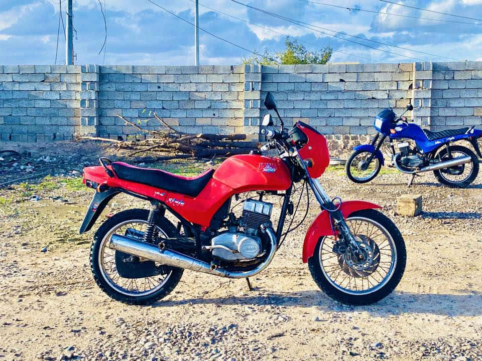 السلام عليكم جاوه للبيع كلو شركة محرك جديد كهربايات شغاله ماطور مال جناي السعر اتصل وتدلل ***********
