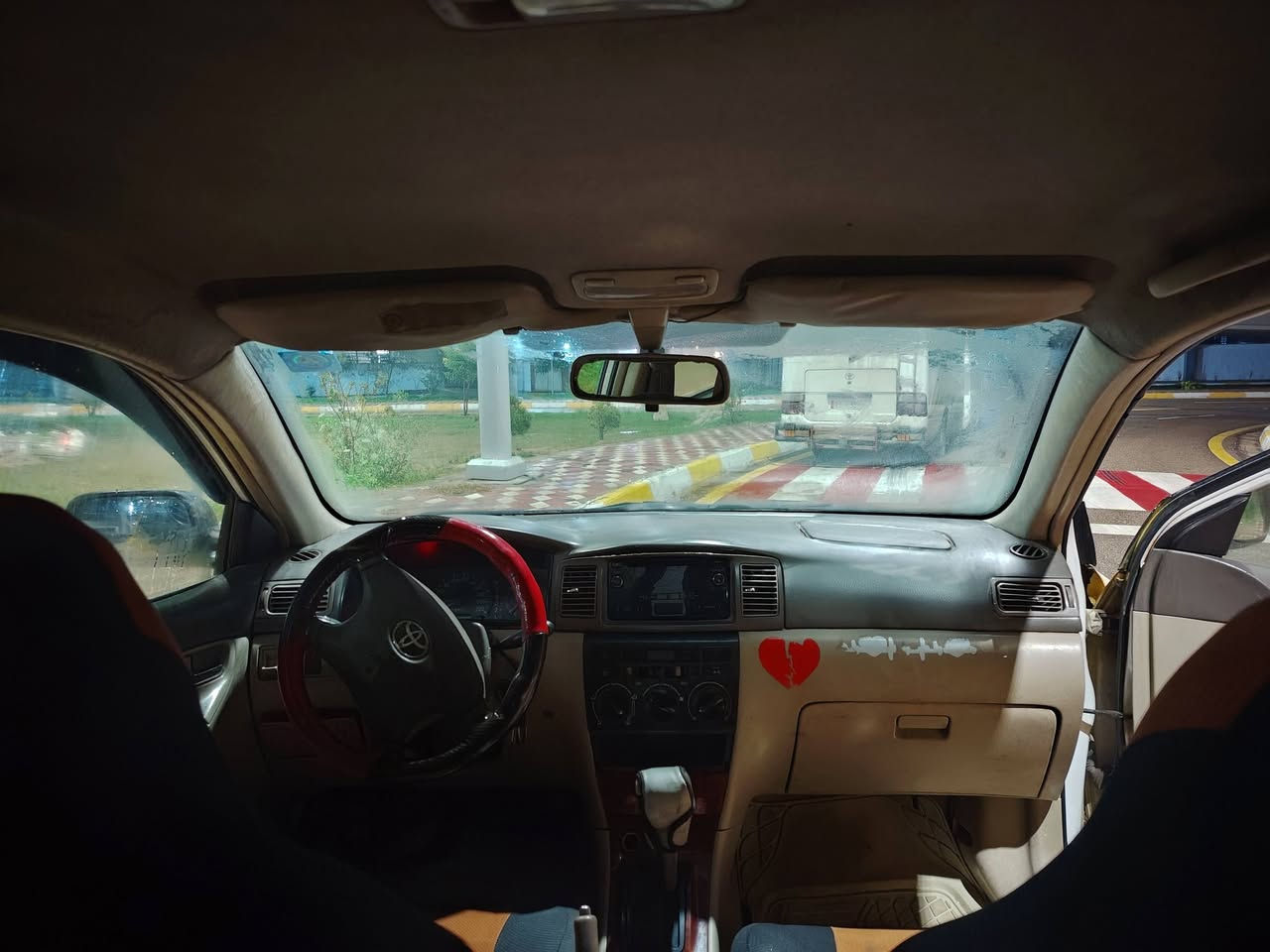 السلام عليكم خوان تيوتا بيكاتشو موديل 2007 رقم نجف دولي سنويه لغايه 2028  شرط التحويل صاحب السنويه بكركوك دفتر بنزين موجود هئيه نقابه مصفره غرمات صفر وارد خليجي محرك 16 شرط مامفتوح كير بشرط صدر امامي خلفي نضيف تايرات نضيفه داخل لونين جامات كهربائي غرفه نضيفه لايت زينول السياره ضررها جامرلغ سكن تبديل +بونيد دواخل تعديل بلبطانه بدون شواصي تكم سقف مابيها فقط تصفيه صبغ والسياره  مثل مموضح بصورمكاني كركوك السعر المطلوب 68وبي مجال والتفاصيل الاتصال بلرقم
***********
