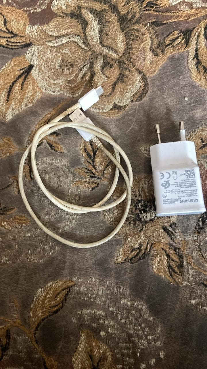 ‏
￼السلام عليكم جهاز m11 ￼ للبيع جهاز جديد كل شيء ما فيه ما بدل بي شيء وجع من إيدي وانكسر اللمس  وياه شاحنته الأصليه وتارتونتا السعر قيم وأخذ بس بحض وبخت مكاني بغداد البلديات


**إذا كنت صاحب هذا الإعلان وتريد حذفه لأي سبب، رجاءا أرسل رسالة إلى الدعم الفني**