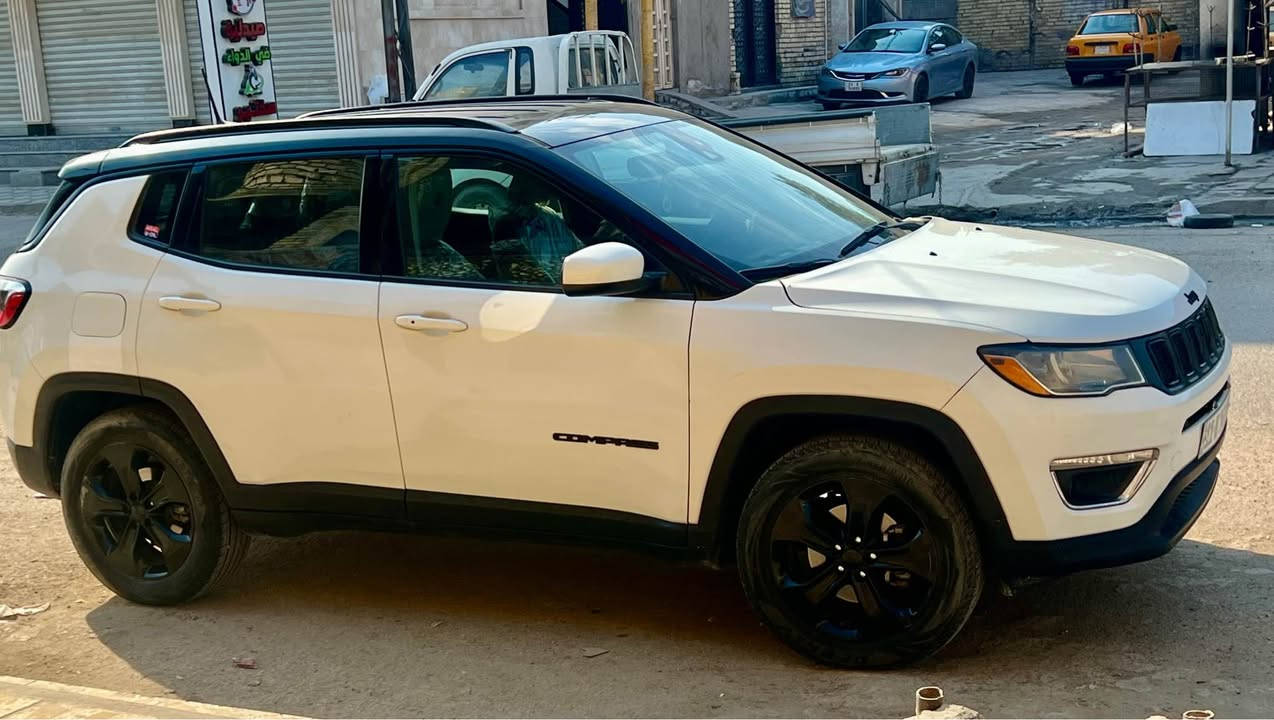 جيب كومباس موديل 2019 تو كلر
رقم بغداد انكليزي باسمي مكاني مدينة الصدر 
ماشيه 58حادثها بسيط 
💳هزة وسنوية جديدة 
الموصفات: 
دبل أكسل 4✖️4
بصمة أبواب+بصمة تشغيل 
اظاءه ترحيب 
🔀تشغيل عن بعد
شاشة دشبول أيباد🖥️ تحكم كامل بالسياره من الشاشه 
شاشة اعطال 
تبريد قطعتين
أبل كاربلي+ اندرويدأوتو
كامره خلفية دوارة 
هاندبريك بصمة
رادار خلفي (تحذير من الاصطدام)
حساسات أمامية+حساسات خلفية
رادار النقطة العمياء

نظام:AUTO
نظام:SPORT
نظام:OFF-ROAD
نظام:SNOW

تحكمات أستيرن جهتين + شفتات
ستيرن هيتر
حساسات كشنات الاماميه
كشنات الامامية هيتر
تبريد لمس
لايتات LED عدسة زينون 
بروجكترLED زينون
ويل سبورت
صور الحادث موجوده مع السونار
*********** بغداد, العراق
