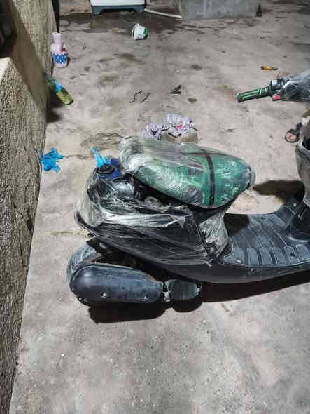 السلام عليكم بطه طافيه معرف شبيه للبيع سعر 150وبيه مجال في البصره***********
