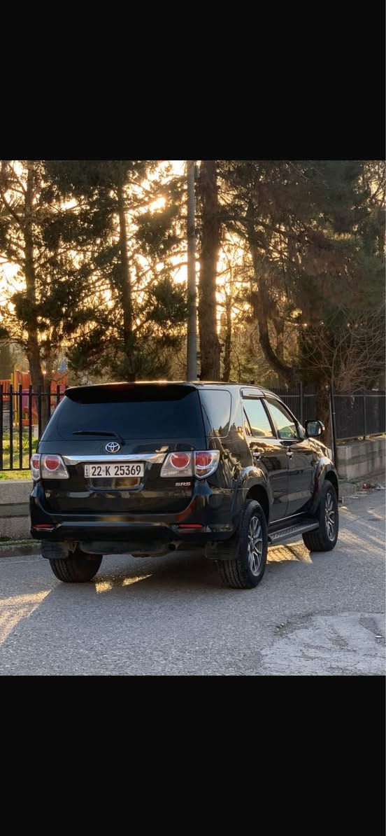 تۆیۆتا فۆرچنەر 2012 
مەکینە V4 کرایتەوە 
رەقەم هەولێر سەنەوی کۆنە 
ڕۆیشتن 400 هەزار کم 
دەبل ئەکسل و سیستەمی غاز 
چاملغی پێشی سبوغ 
کەمەک ناو گرتن 
چاملغ و سندوق سبوغ 
بەبێ ئێڕباگ 
نـــــــرخ   ١٥٠مجال
***********واتسب أربيل, العراق
