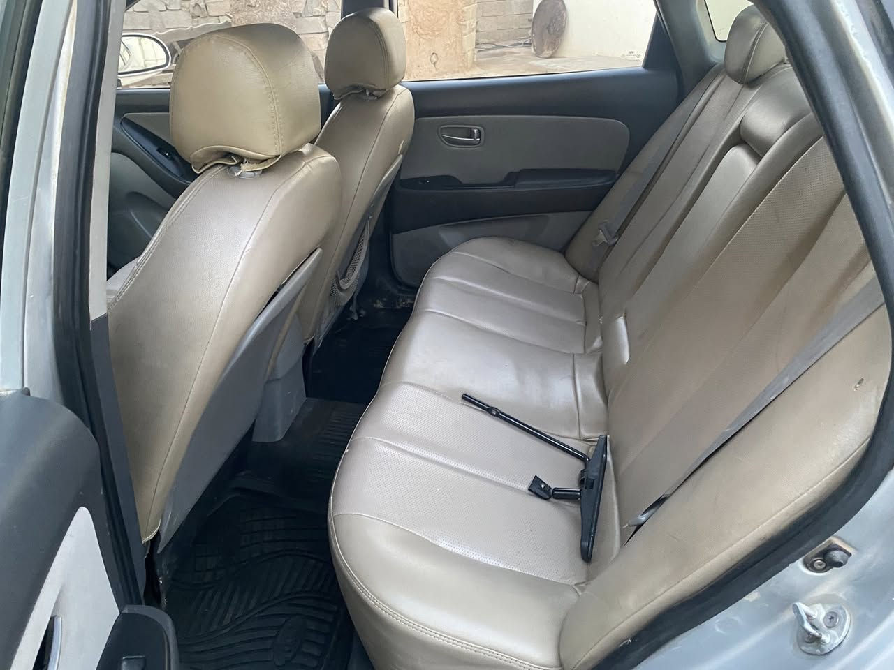 السلام عليكم افانتي ادوات كص موديل 2008دخول جديد تبريد تدفئة صدر امامي خلفي كير محرك شرط الفحص كله جديد السعر 39بيها مجال قليل رقمي ***********اتصل وتدلل
