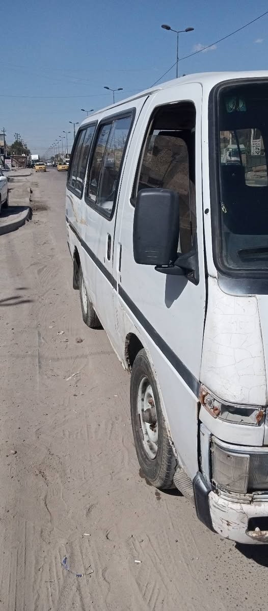 السلام عليكم ازوزه  مكينه وكير ونجي موديل 1994 تخم تاير رقم الماني سنويه 28 اكسل نظيف تريد تحويل تريد وكاله  السعر  32وبيها مجال مصفره هيئه  ومرور اخوان اني مكلف بالنشر للاستفسار 
***********
