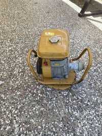 فابريتر للبيع شغال استخدام قليل السعر 125الف بغداد المشتل 07710412127