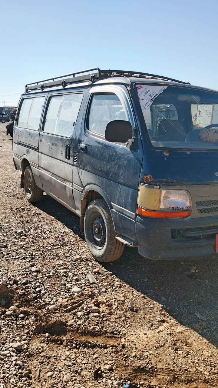 بوز هايس تويوتا ١٤راكب محرك ونجي مكفول  بيع او مراوس بسيارة فان حمل وتساب فقط‏‪***********‬‏ مكان ديالى السعر ٣٤
كهربائيات كلة شغالة 
مصفرة غرامه أو هيئه 
صدر جديد تاير جديد 
بدون كشننات
